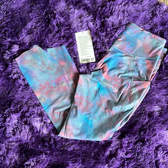 Lululemon Fast and Free High-Rise Tight 25” Pockets *Updated - Picture 6 of 9
